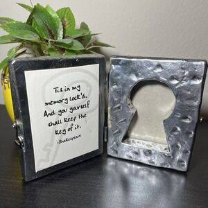 Vintage 1997 Frameology‎ Silver Key Picture Frame Hammered Metal Shakespeare
